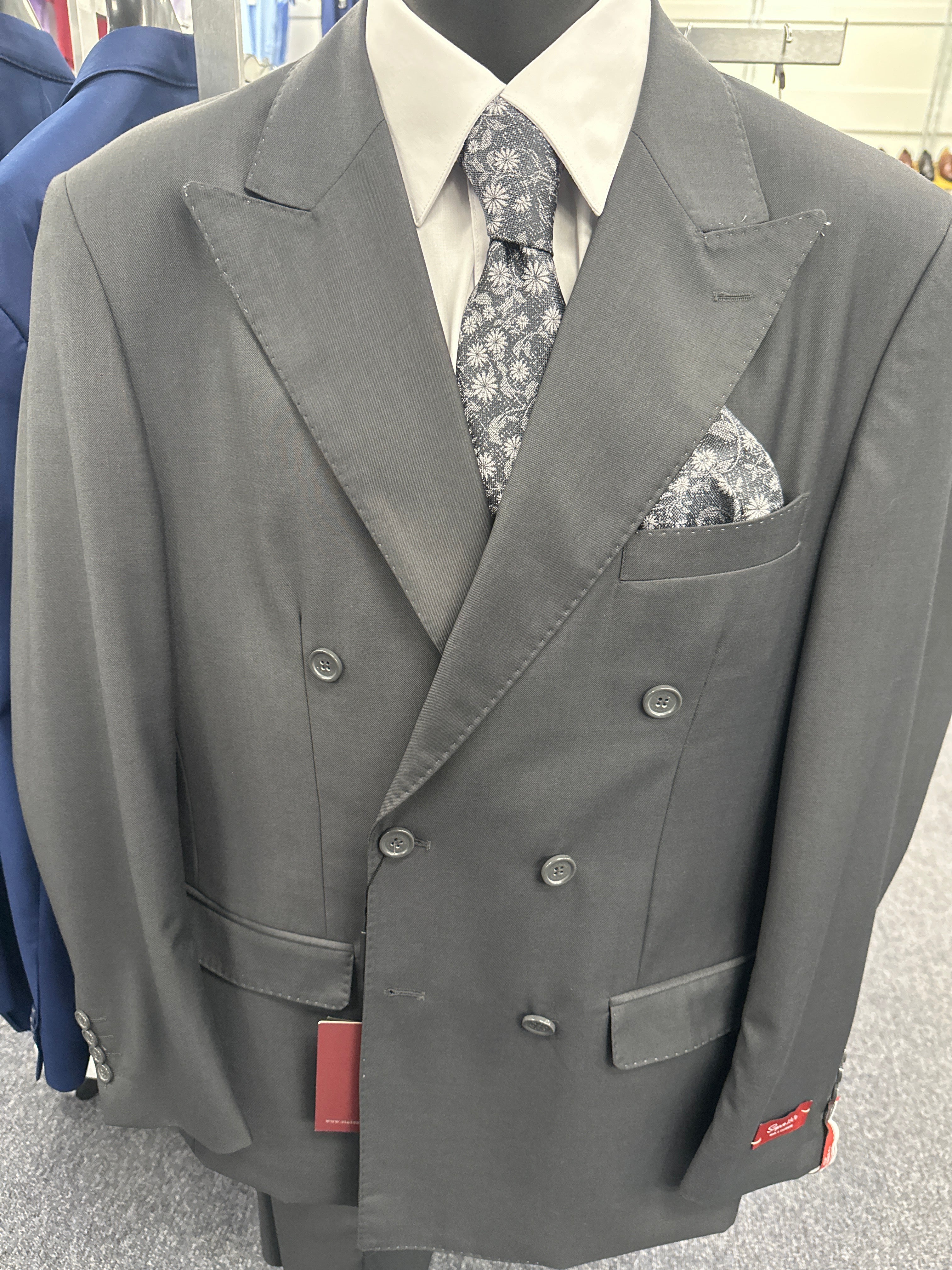 Statement Solid Charcoal Double Breasted Suit